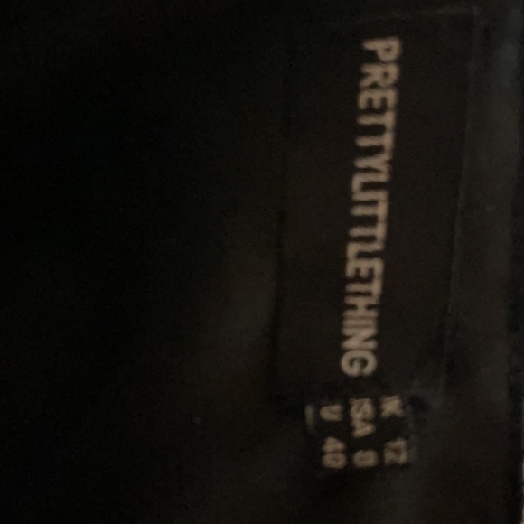 Pretty little thing dress - Picture 2 of 2